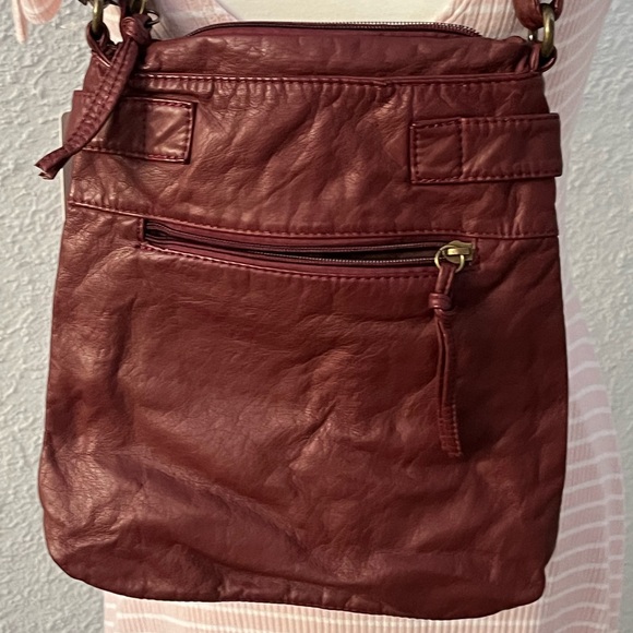 Scarleton Crossbody Bag Brand New Burgundy - Picture 10 of 16